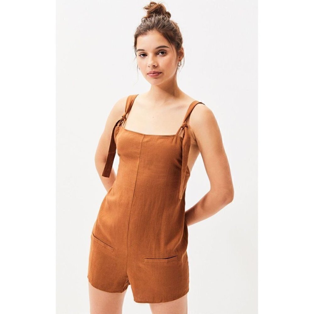 NWT Charlie Holiday Linen Desert Romper 2 Peru Brown